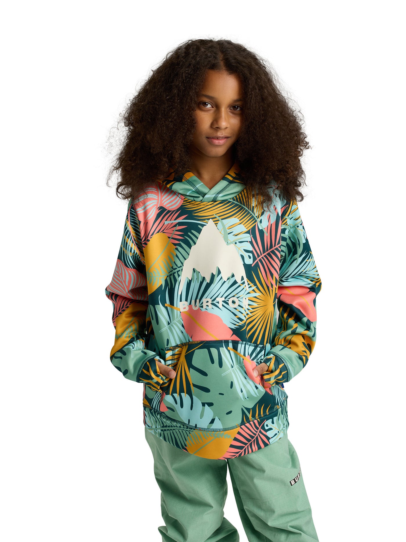 Burtonin lasten Oak-huppari Oversized Tropical kuosissa lapsen päällä lähikuvassa