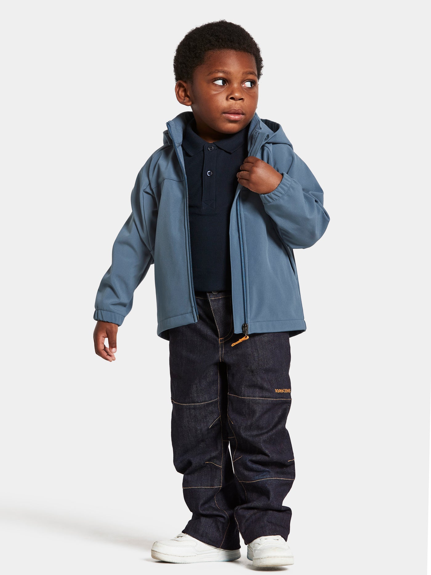 Pojan päällä Didriksonsin Dellen lasten sininen softshell-takki