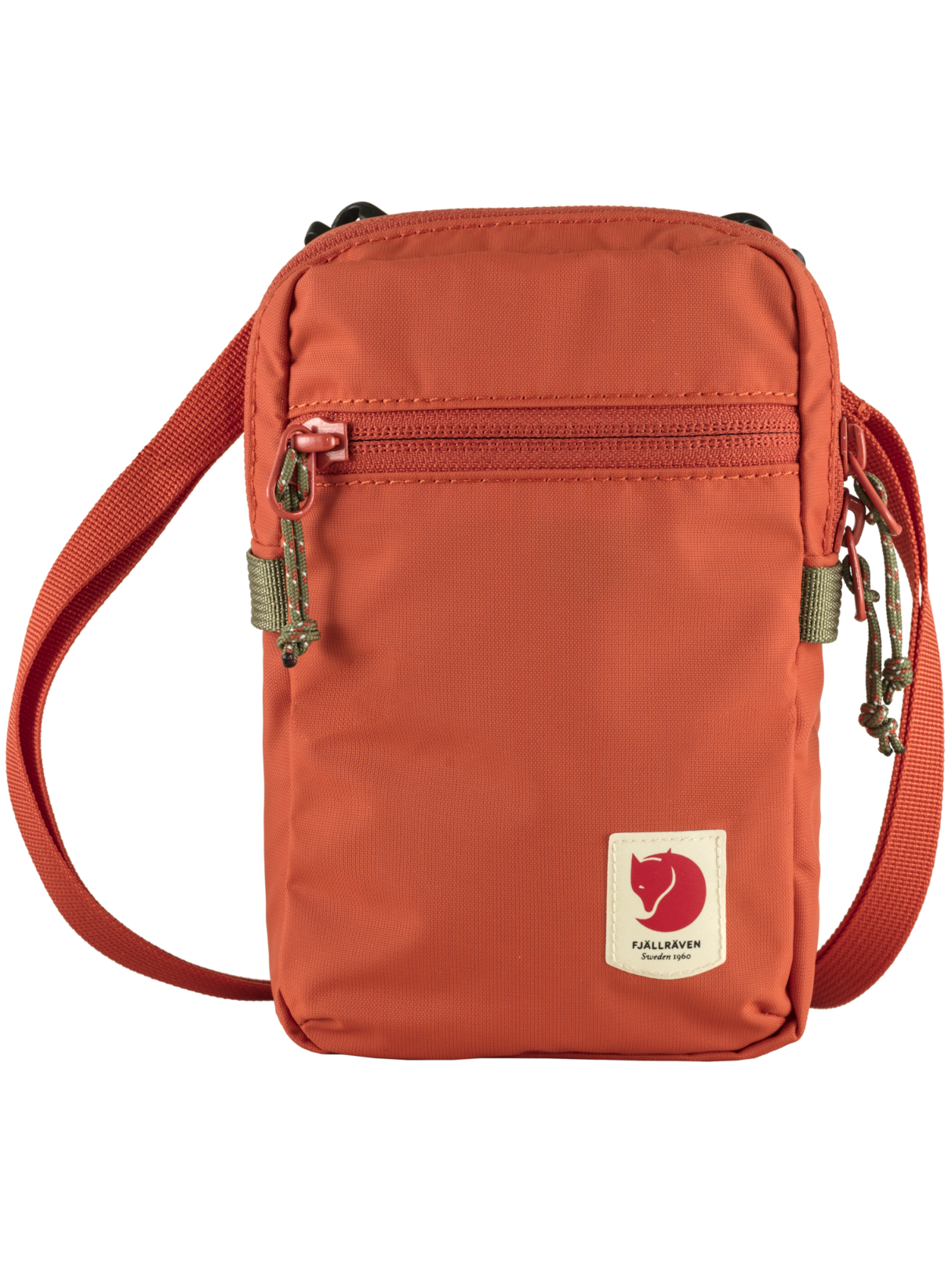 Fjällrävenin High Coast Pocket vettähylkivä laukku pitkällä hihnalla värissä Rowan Red edestä kuvattuna