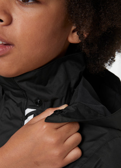 Helly Hansen Junior Active Stripe musta takki värissä Black yksityiskohta hupusta