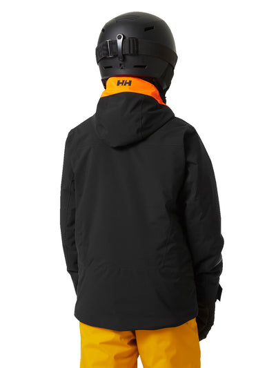 Helly Hansenin Juniors Quest Ski Jacket mustana lapsen päällä takaa kuvattuna